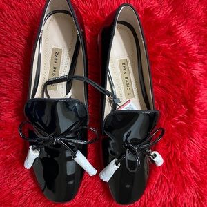 Zara basic black shoes